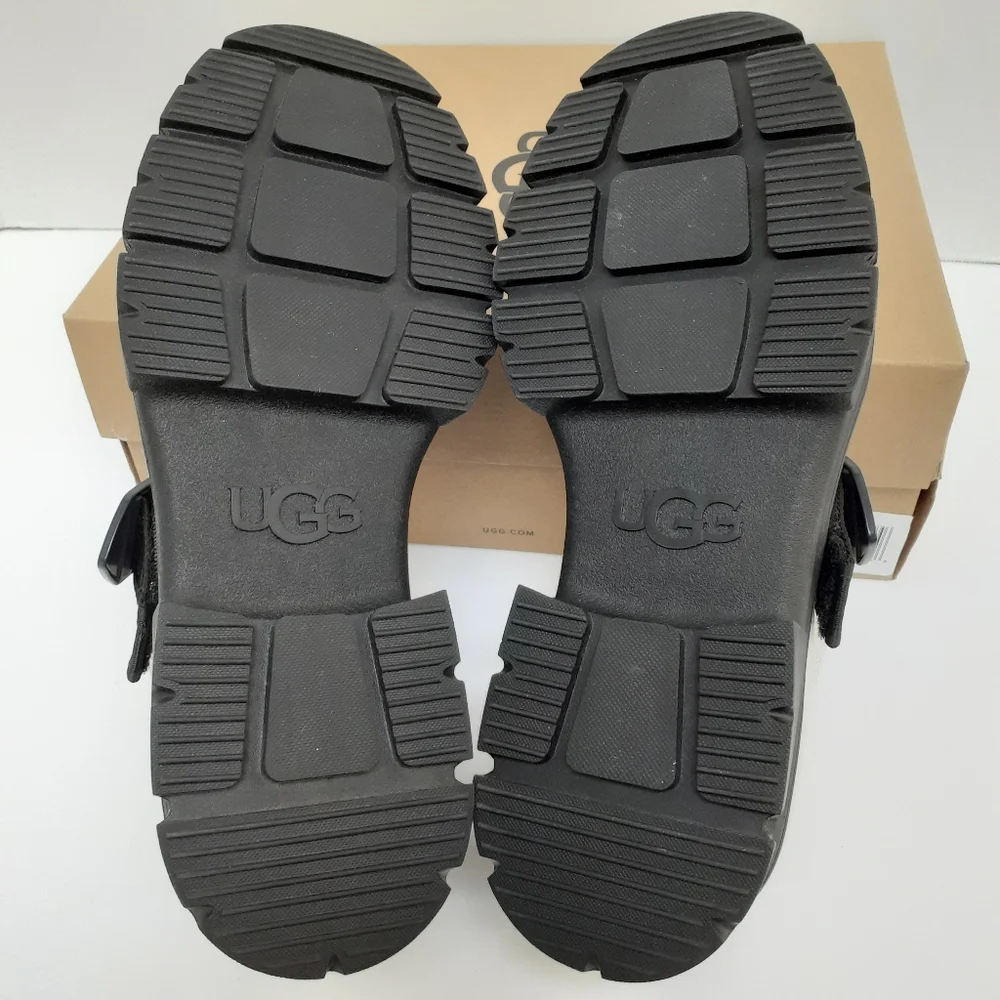 UGG brand new
